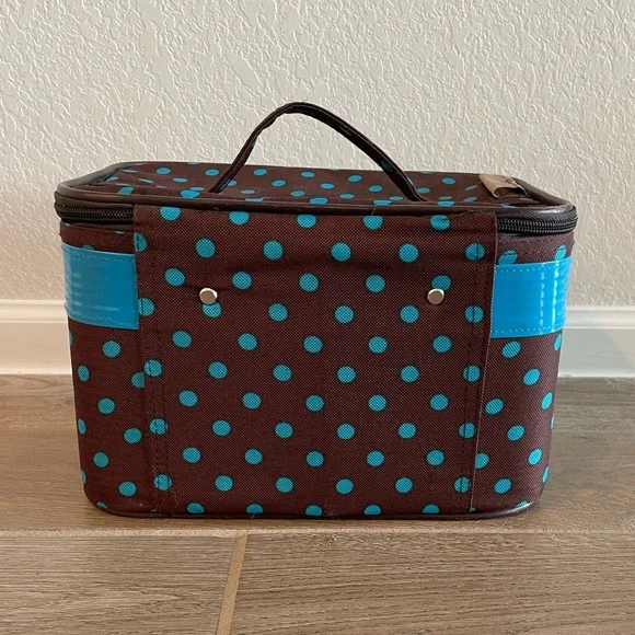 J Garden Makeup Bag - Picture 2 of 7